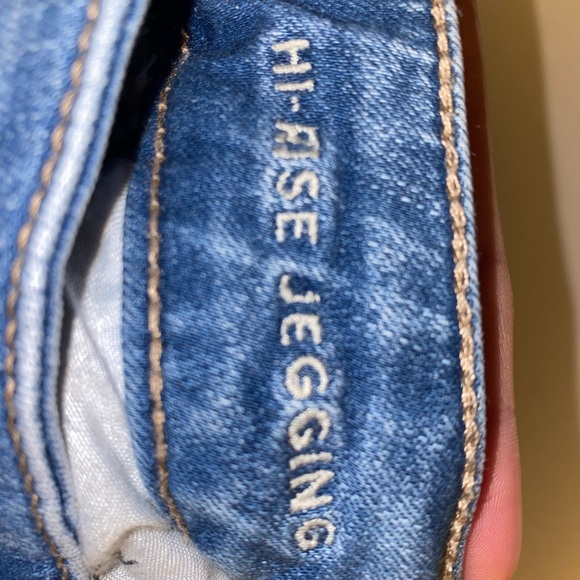 too small on me now! - Picture 2 of 5